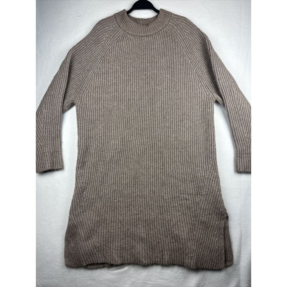 H&M‎ Divided Tan Comfy Warm Knit Sweater Size Medium Pullover Oversized